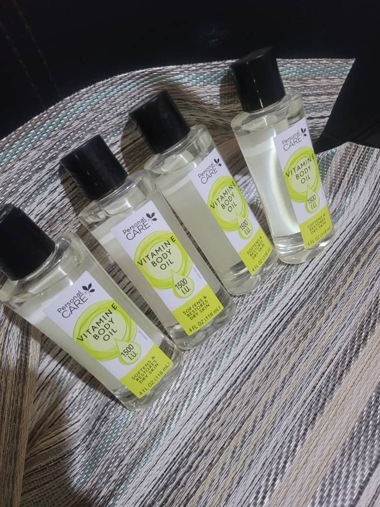 personal-care-vitamine-body-oil-softens-restores-dry-skin